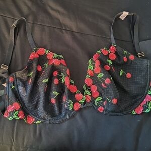 Victoria's Secret Black Cherry Underwire Bra